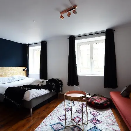 Le Cosy
